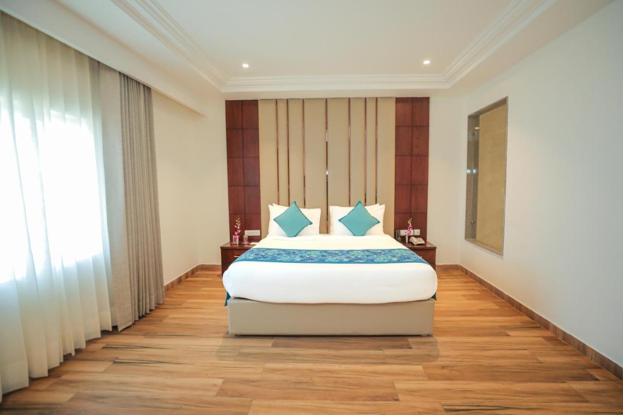 Regenta Place Phagwara By Royal Orchid Hotels Limited Экстерьер фото