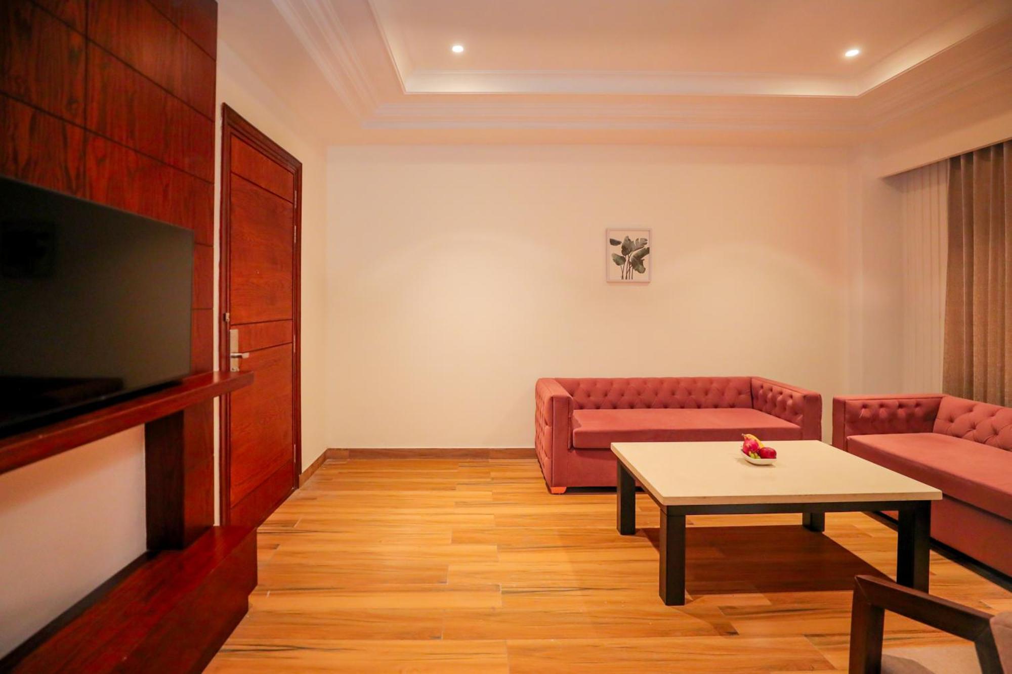 Regenta Place Phagwara By Royal Orchid Hotels Limited Экстерьер фото